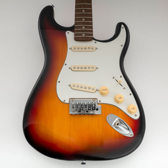 Musiclily Pro-SE ST-60SE 配線済みキット SSSピックガード アルニコ5ピックアップ付き Stratストラトエレキギター用 4プライ エイジドホワイトパール