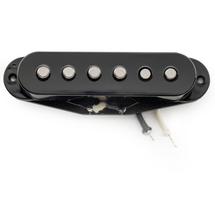 detail of musiclily pro st 50s staggered alnico 5 single coil neck pickup 5 6k for strat style electric guitar mx3420p