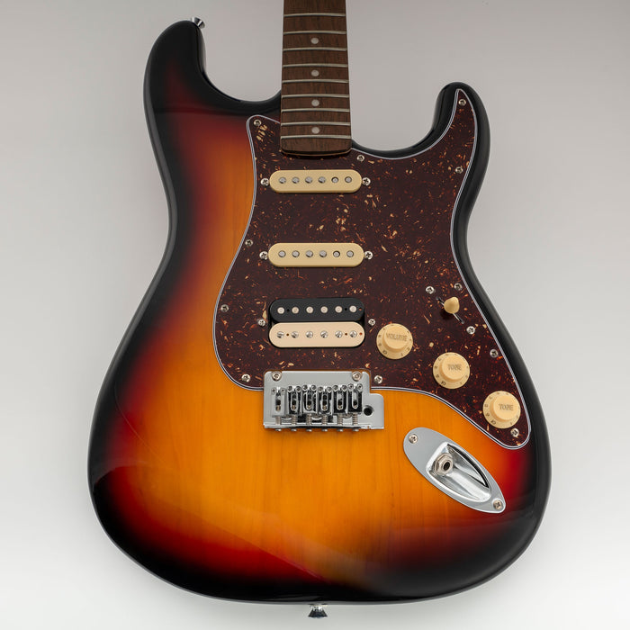 Musiclily Pro-SE ST-HSS-60SE Battipenna precablato con pickup Alnico 5 e interruttore a 5 vie per chitarra elettrica stile Strat