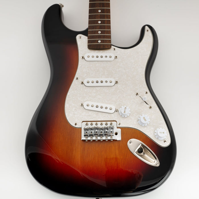 Application of musiclily pro 8 holes st sss pickguard for 2008 2019 china made squier classic vibe sq cv 50s reissue vintage strat style electric guitar mx3485p