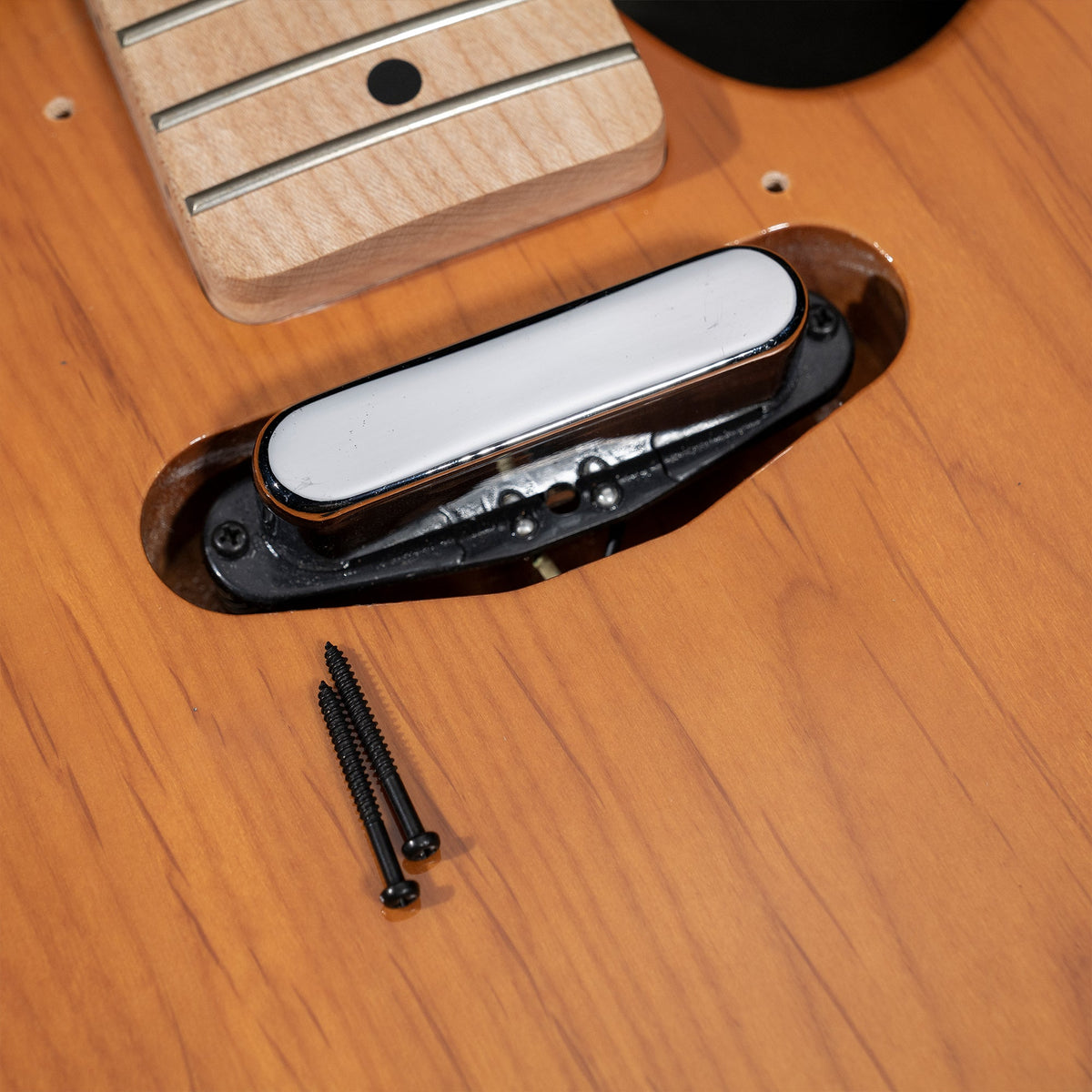 Tornillos de montaje de pastilla Musiclily Ultra de acero inoxidable métrico M2.5x25mm, cabeza Phillips y rosca parcial para guitarra eléctrica (Juego de 10)