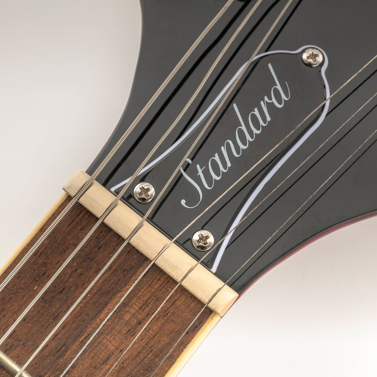 Musiclily Ultra 2.5x10mm Tornillos de Acero Inoxidable para Cubierta de Varilla de Refuerzo, Embutidos para Guitarra Eléctrica Estilo Epi (Juego de 10)