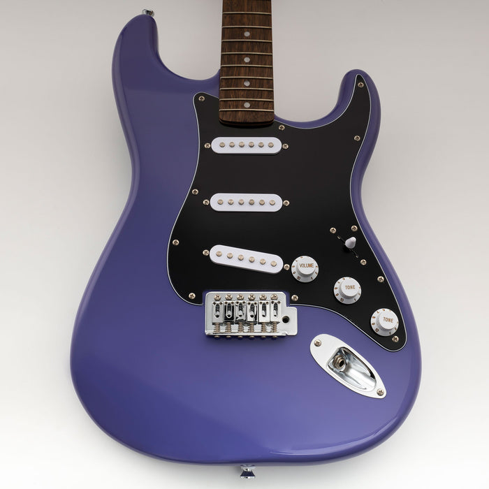 Musiclily Pro 11穴 ST ギターピックガード Squier Sonic Strat SSS エレキギター用