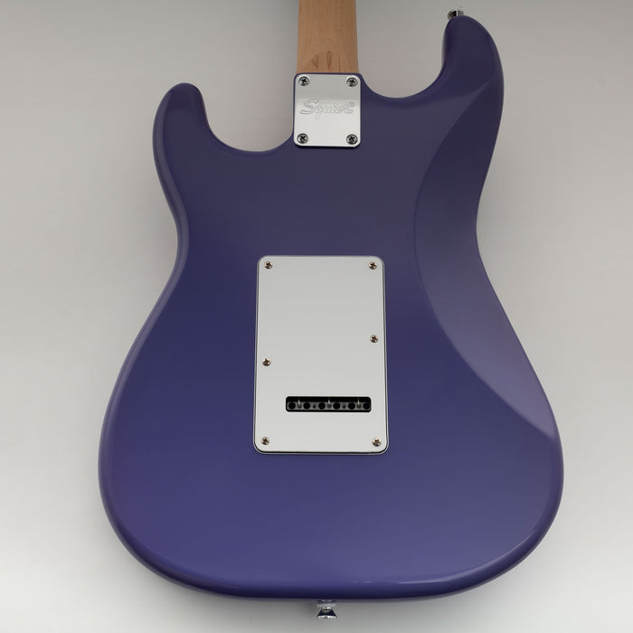 Musiclily Pro 11穴 ST ギターピックガード＆バックプレートセット Squier Sonic Strat SSS エレキギター用