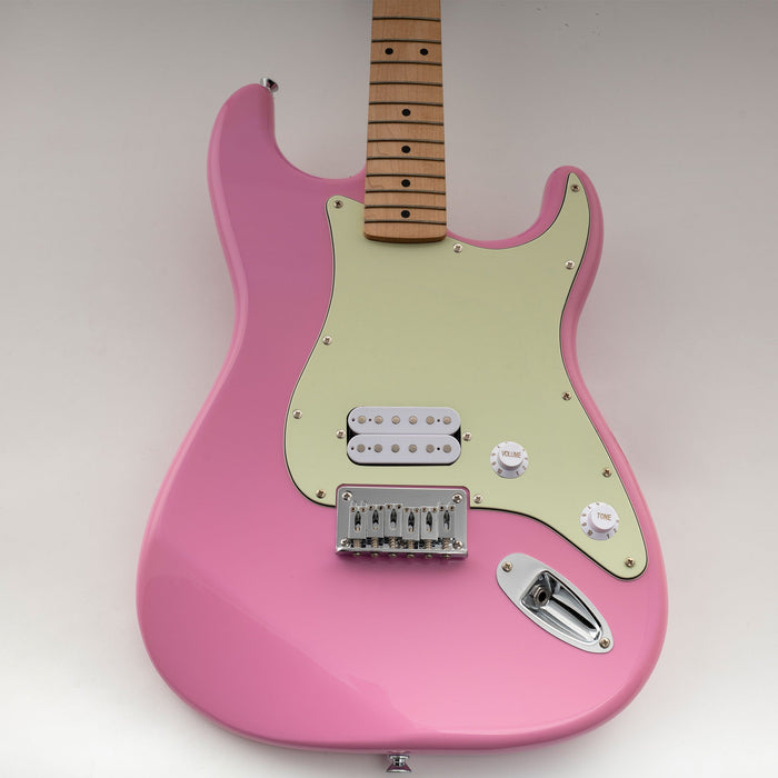 Musiclily Pro 11穴 ST ギターピックガード for Squier Sonic Strat HT H エレキギター