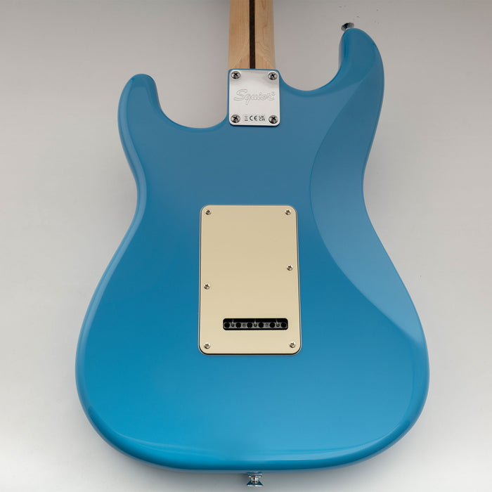 Musiclily Pro 6穴 ST ギターバックプレート Squier Sonic Strat HSS エレキギター用