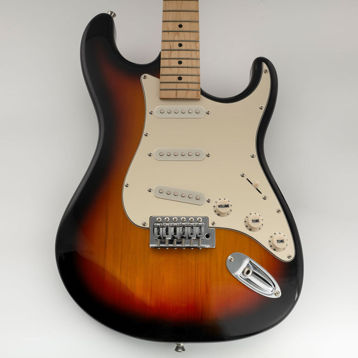 Musiclily Pro Battipenna per Chitarra ST a 10 Fori per Tagima TG-530 Stile Strat SSS Chitarra Elettrica