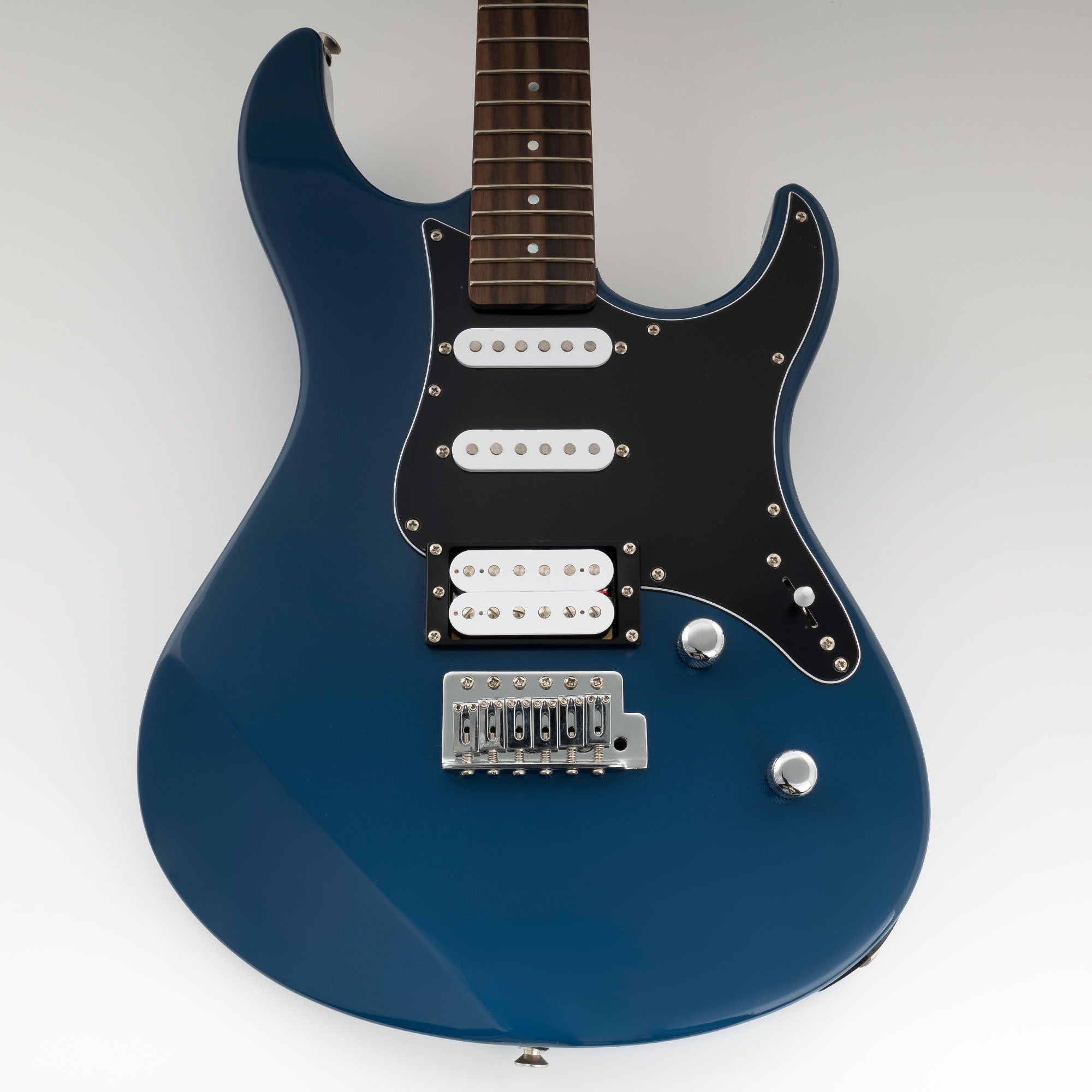 Musiclily Pro 9-Hole Guitar Pickguard for Yamaha PAC112V HSS Electric Guitar