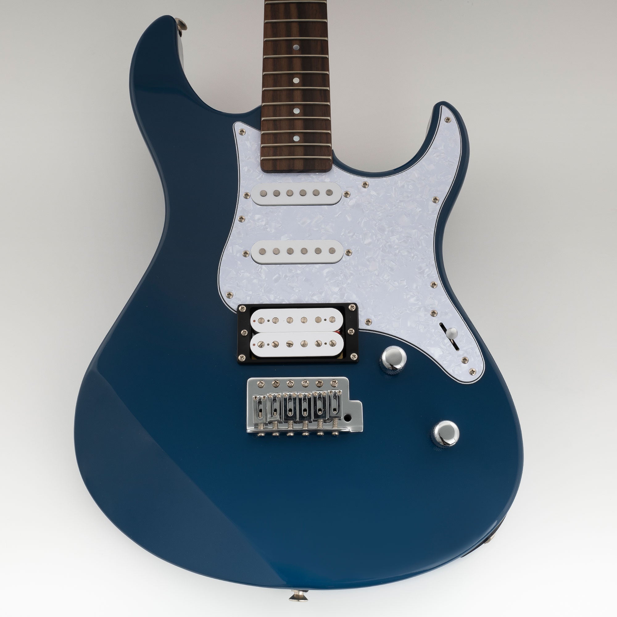 Musiclily Pro 9-Hole Guitar Pickguard for Yamaha PAC112V HSS Electric Guitar