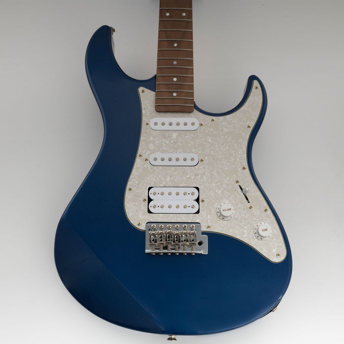 Musiclily Pro Battipenna a 11 Fori per Yamaha PAC012 HSS Elettrica