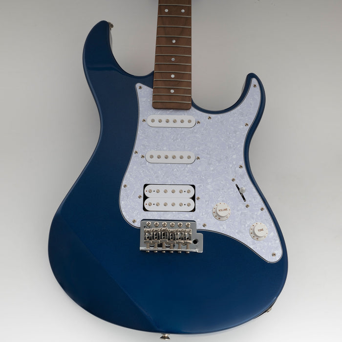 Musiclily Pro Battipenna a 11 Fori per Yamaha PAC012 HSS Elettrica