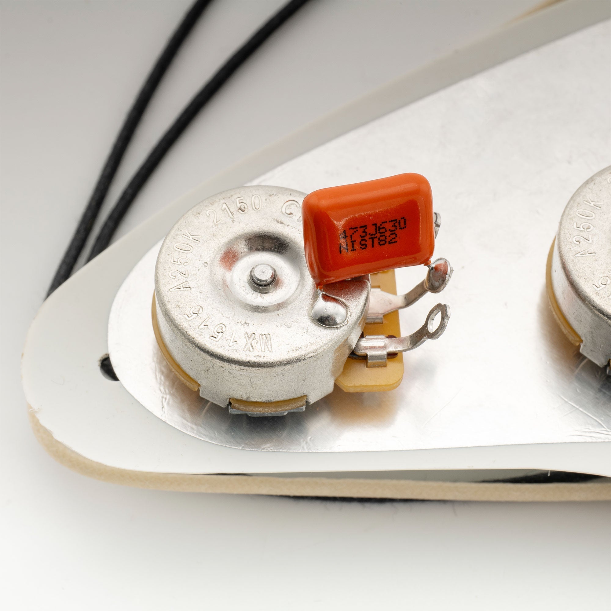 Musiclily Pro NISSEI Japan Orange MPE CBB Metallized Polypropylene Film Capacitors .047uF 5% 630V for Electric Guitar Bass (Set of 10)