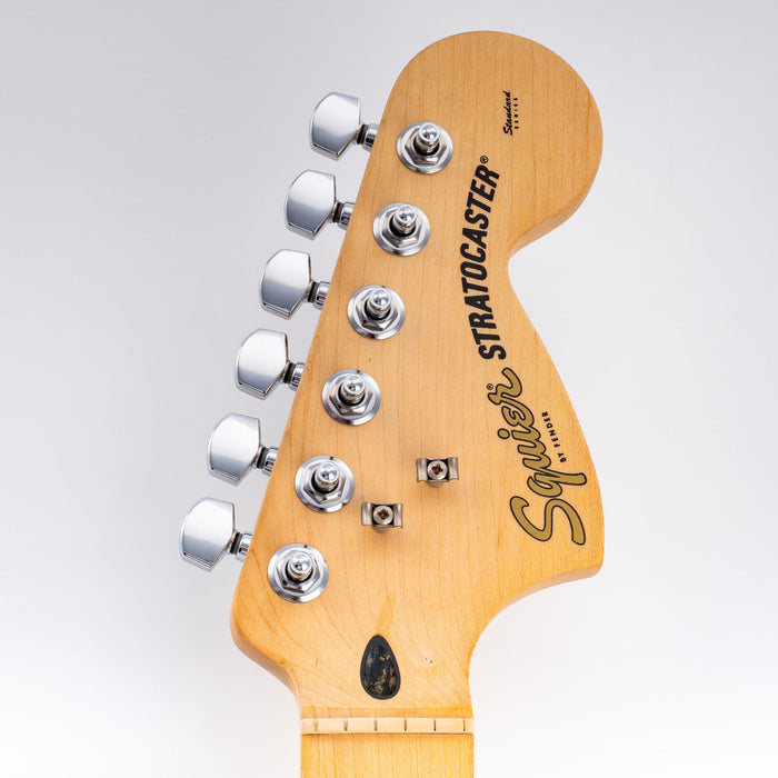 Musiclily Pro R18T-28 6-in-line 18:1 Locking Tuners 2-Pin Machine Heads Tuning Pegs Keys for Squier Strat Tele Style Electric Guitar
