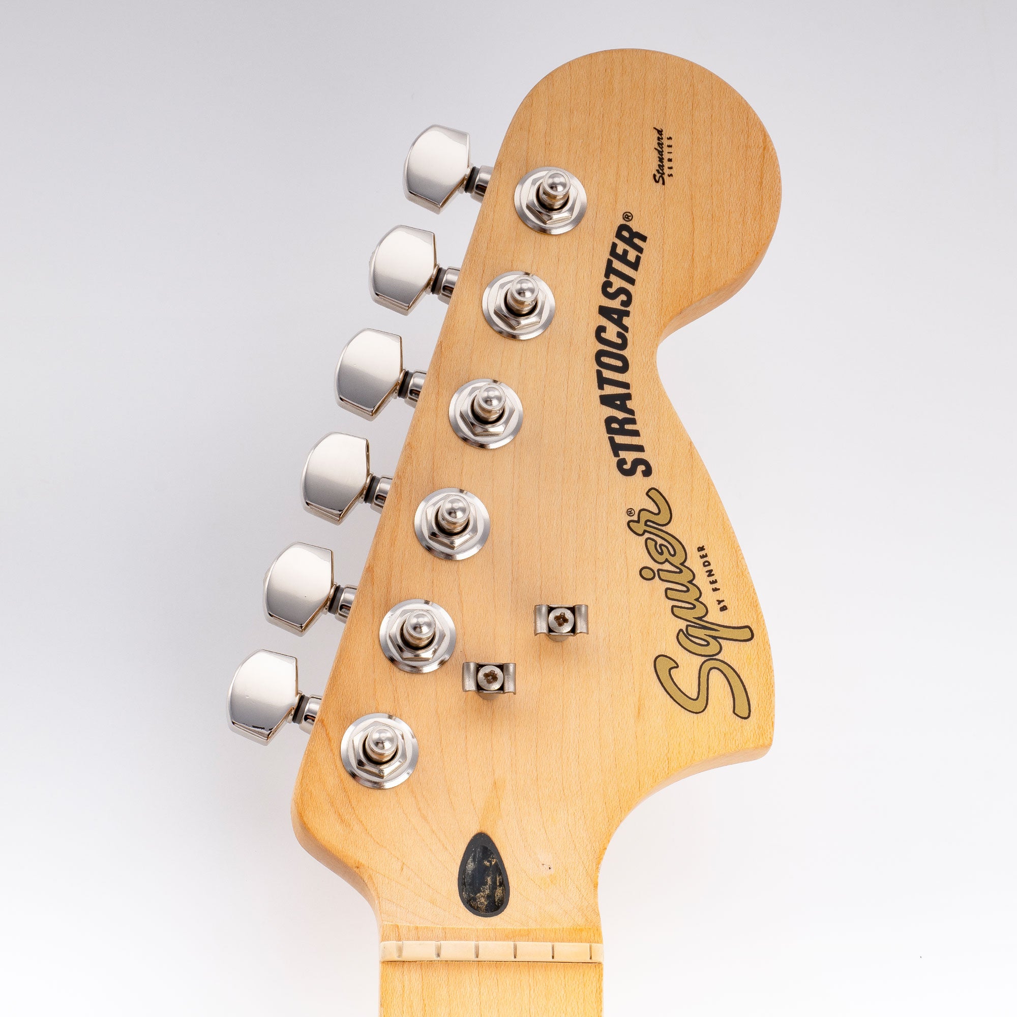 Musiclily Pro R18T-28 Mécaniques à blocage 6 en ligne 18:1, mécaniques 2 broches, chevilles d'accordage, clés pour guitare électrique style Squier Strat Tele