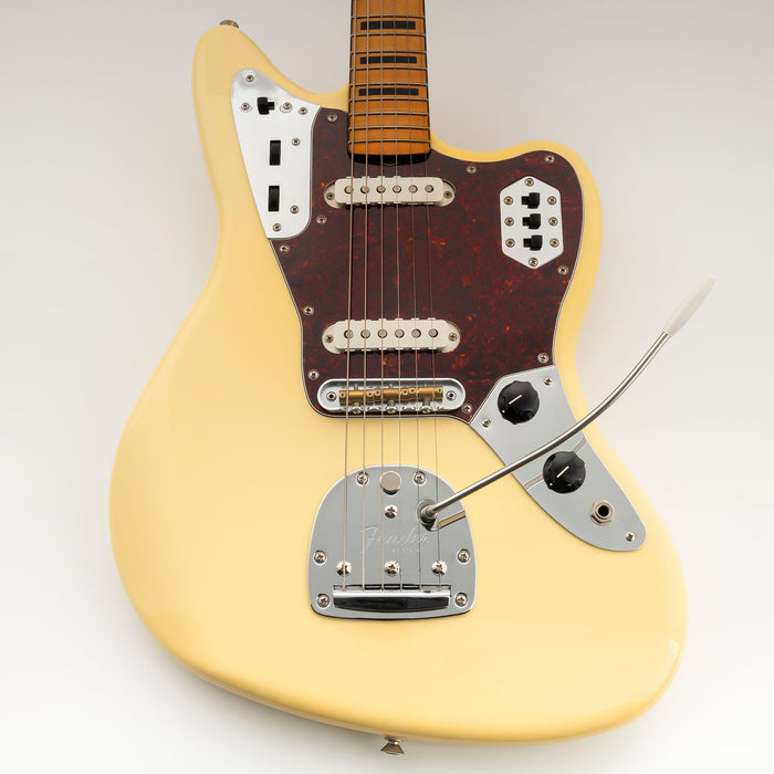 Musiclily Ultra 52.5mm(2-1/16 inch) String Spacing Offset Bridge with Full Solid Brass Plate Compensated 3-Saddle for Jazzmaster Jaguar Style Electric Guitar