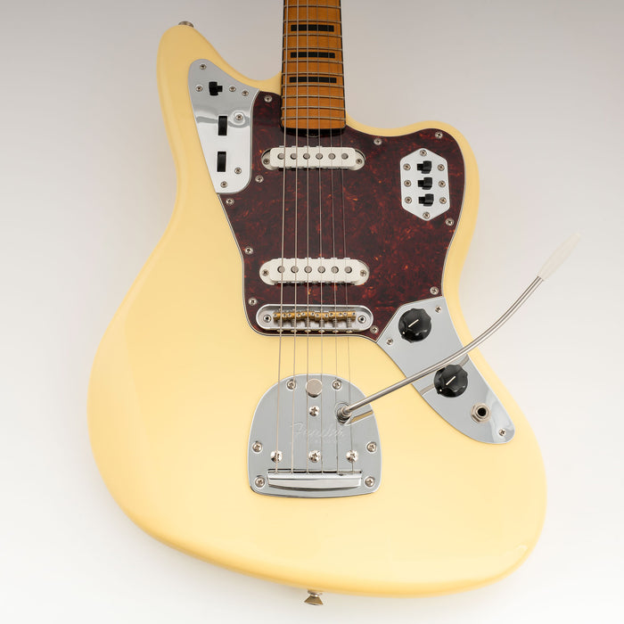 Musiclily Ultra 52.5mm(2-1/16 inch) String Spacing Offset Bridge with Full Solid Brass Plate Threaded Vintage 6-Saddle for Jazzmaster/Jaguar Style Electric Guitar