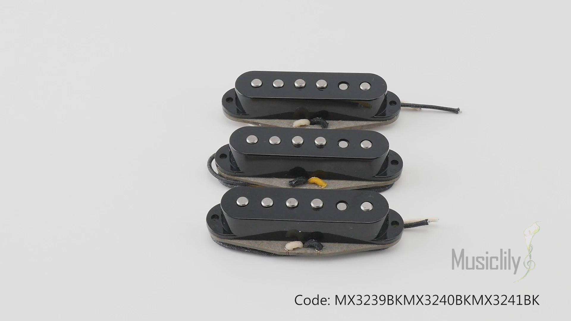 Musiclily Pro ST-60S Staggered Alnico 5 Single Coil Neck Middle Bridge Pickups Set 5.6K for Strat Style Electric Guitar